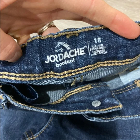 Jordache Classic Blue Bootcut Jeans with Subtle Fading Adjustable Waist Size 18 - Picture 12 of 14